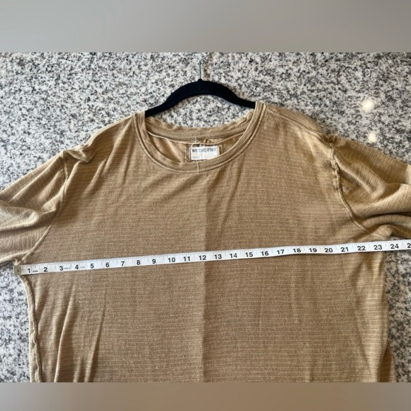 We The Free/Free People Soul Song Camel Oversized Long Sleeve Medium Top - Picture 6 of 11